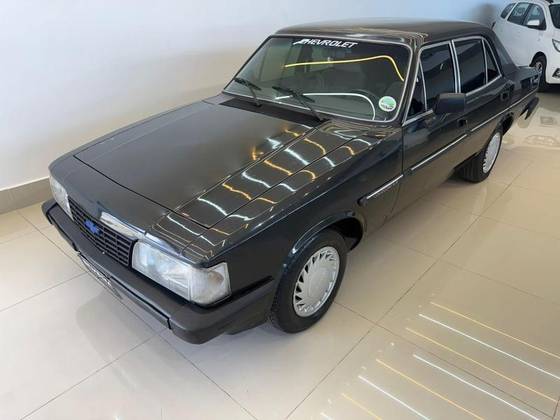 CHEVROLET OPALA 2.5 COMODORO SL/E 8V ÁLCOOL 4P MANUAL CHEVROLET OPALA 2.5 COMODORO SL/E 8V ÁLCOOL 4P MANUAL